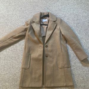 Old navy xs camel coat. Worn twice